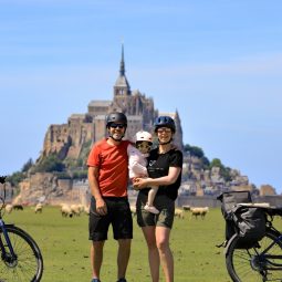veloscenie mont saint michel famille