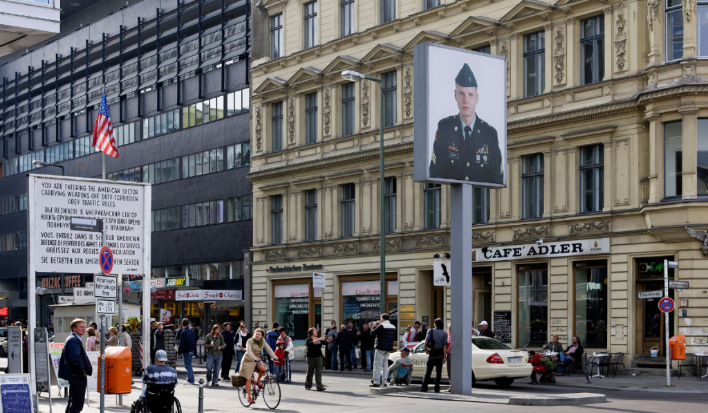 Que visiter à Berlin en 4 jours ? Récit + conseils 13 check point Charlie
